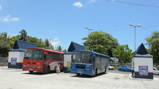  Sur le terminus de Résidence Vallijee : il agresse son ex avec une bouteille et menace de la tuer