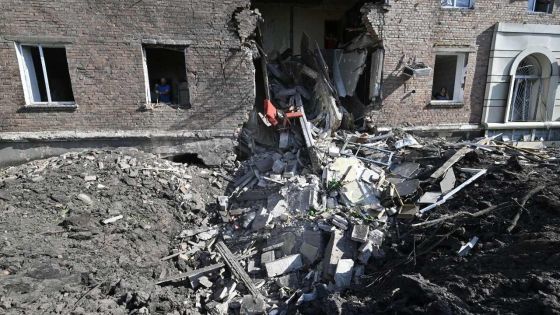 Ukraine: Moscou annonce la prise d'une nouvelle ville clé, frappes sur Sloviansk