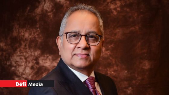 L'ancien CEO de la SBM, Premchand Mungur, arrêté par la FCC