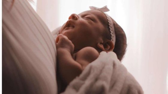 L'Angleterre rendra illégale la prise de photos de mères allaitantes en public