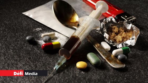 De 2019 à ce jour : 3 598 délits de drogue impliquant des jeunes de moins de 25 ans