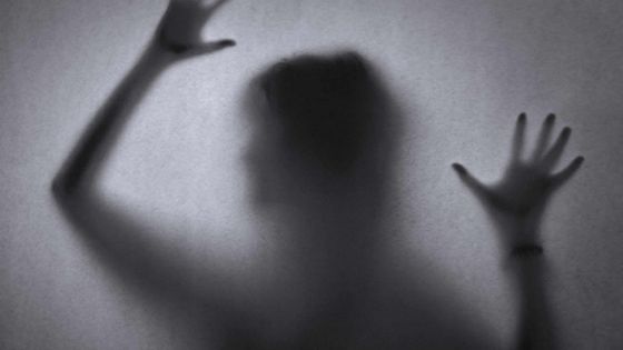 Il tente de violer sa soeur de 63 ans – La retraitée: «Monn truv enn demon lor mo frer»