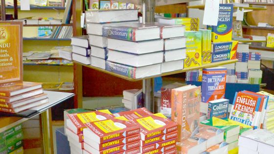 Distribution gratuite des manuels scolaires de grades 7 à 9 : la «galère» des librairies