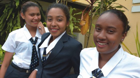 Esther, Sandrine et Nahveerah: étudiantes en quête de sponsoring