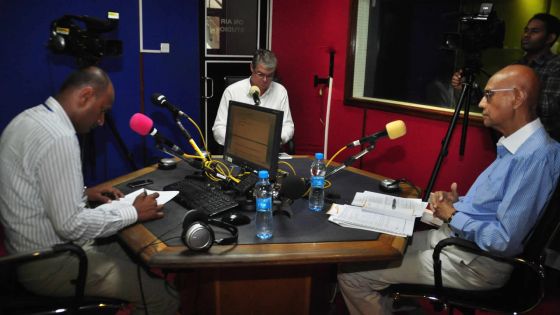 Sur Radio Plus, mardi Swalay Kasenally: «L’essence devrait baisser par Rs 2, 25 le litre»