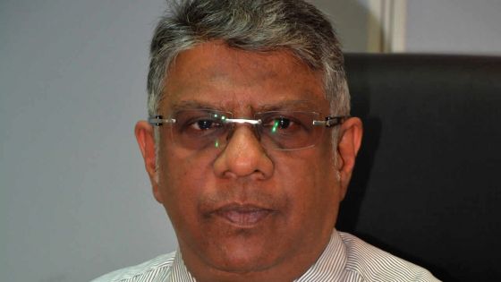 Fraudes alléguées à la NTA: le ministre Ashit Gungah dédouané par un courtier
