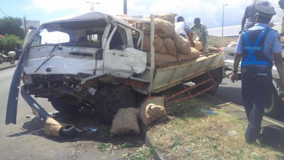 Trou-Fanfaron : 3 véhicules impliqués dans un accident