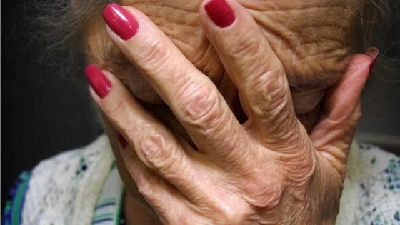 La violence envers les personnes âgées inquiète, plus de 1000 cas recensés par mois