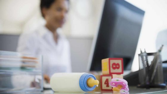 Rapport du FMI: six femmes sur dix quittent le travail pour la famille