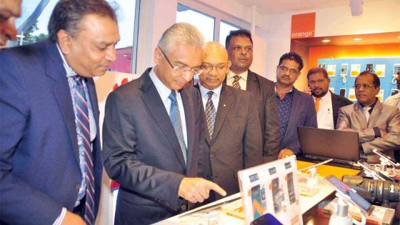 MT opens new shop in St-Pierre: Pravind Jugnauth: “We have a permanent dialogue with India”