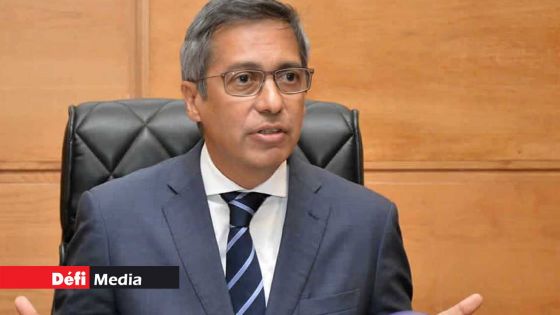 Interpellation de Valayden : «Une tendance dangereuse vers la dictature», selon Duval 