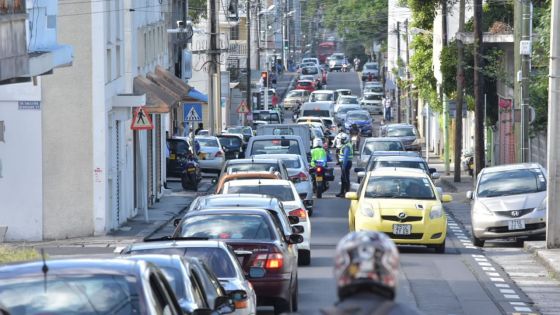 Fuel Strike provoque de gros embouteillages à la rue Labourdonnais 