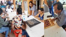 Centre récréatif de Pointe-aux-Sables - dominos, dames et pétanques : les seniors offrent une leçon de fair-play