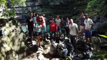 Clean Up Campaign d’Eco Youth à Eau Bleue : bravo les jeunes !