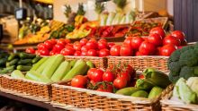 Légumes frais et fruits : les consommateurs à l’assaut des grandes surfaces