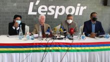 Politique : Xavier-Luc Duval remet son poste de leader de l’opposition en jeu en mars