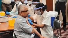 Après avoir reçu sa première dose vendredi - Pravind Jugnauth : «Il n’y a aucune raison de craindre le vaccin» 