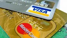 Paiements par cartes bancaires : hausse de 55 % en 5 ans 