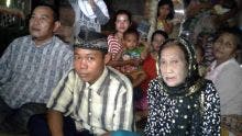 Indonésie : à 15 ans, il épouse une femme de 73 ans