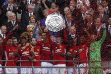 Football: Zlatan Ibrahimovic offre le Community Shield à Manchester United