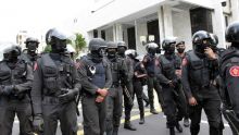 Ambiance tendue pour la comparution de Yogida Sawmynaden : déploiement spectaculaire de la police autour de la New Court House