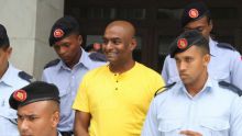 En prison : Peroomal Veeren pourra garder ses lampes allumées jusqu'à minuit