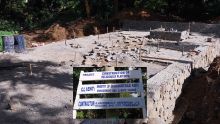 Au Jardin botanique à Curepipe : la construction d’une plateforme religieuse fait sourciller
