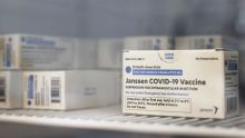 Covid-19 : pas de lien entre les thromboses et le vaccin J&J, selon l'autorité de santé américaine