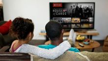 Moments de divertissement à la maison - Netflix : le sympa partage... entre amis !