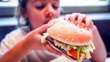 Malbouffe : une épidémie silencieuse qui frappe de plus en plus de jeunes Mauriciens