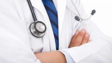 Recrutement de médecins en Arabie saoudite: un coup d’épée dans l’eau
