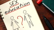 L’éducation sexuelle dans les écoles se fait attendre
