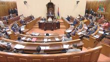 Assemblée nationale : 1137 questions, 12 lois et 10 suspensions