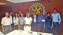 Rotary of Quatre-Bornes sponsors two youths