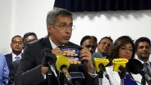 Xavier-Luc Duval demande au gouvernement de voter une loi anti-transfuge pour Rodrigues