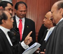 Raj Dayal retire sa motion pour la levée permanente de l’ordre d’interdiction de voyager