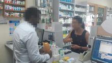 Santé : la vente de médicaments au détail suscite la polémique