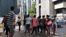 Inondations : des habitants de Cité-La-Cure et de Tranquebar rassemblés à la Place d'Armes