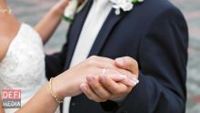 Quatre mariages et une amende pour un couple qui voulait profiter des congés 