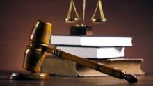 Disparition de Rs 366 000 placées sous scellés : la cour accorde le bénéfice du doute à un policier 15 ans après 