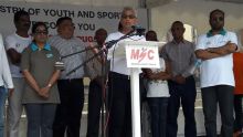 Pravind Jugnauth : «Nous serons sans pitié envers quiconque qui veut empoisonner le peuple»