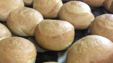 ‘Pain maison’ : les boulangers proposent jusqu’à cinq roupies