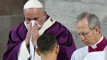 Le pape, enrhumé, annule toutes ses audiences vendredi 