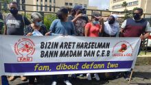 Central Electricity Board : Manifestation d’une dizaine d’employés contre les conditions de travail