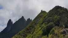 Montagne Le Chat et La Souris : trois randonneurs font une chute
