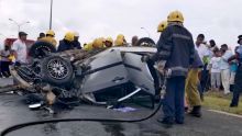 Une voiture fait plusieurs tonneaux à Bagatelle : un bébé parmi les trois blessés