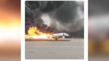 Russie : un avion en feu sur le principal aéroport de Moscou, des blessés