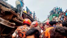 Bangladesh: dix-sept morts et une centaine de blessés dans une collision ferroviaire