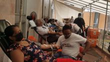Mega Blood Donation : 155 pintes de sang récoltées à 11 h 30