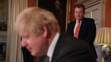 La crise s'aggrave pour Boris Johnson, qui perd son ministre du Brexit